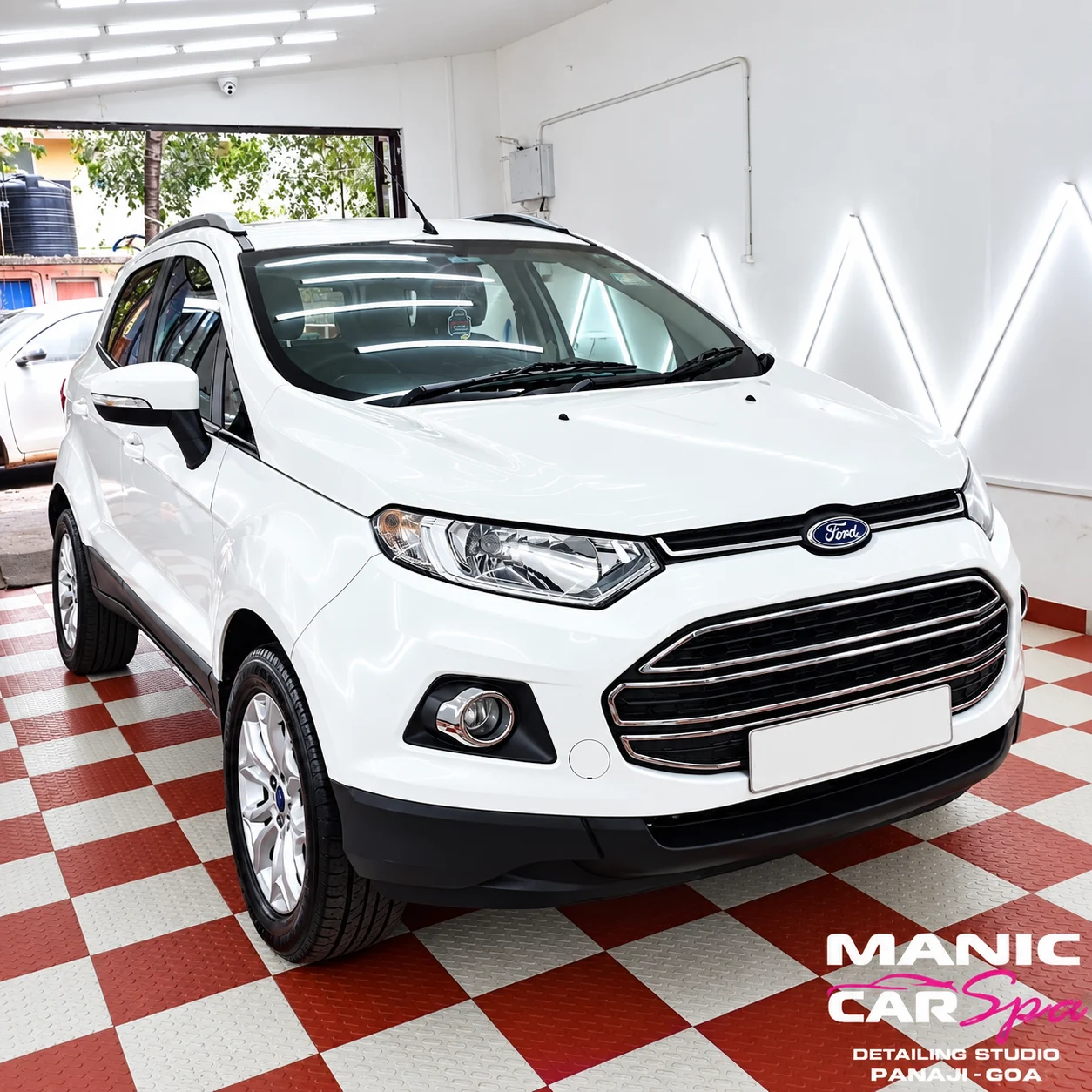 Car spa and detailing at Manic Mechanic Goa, photo 9